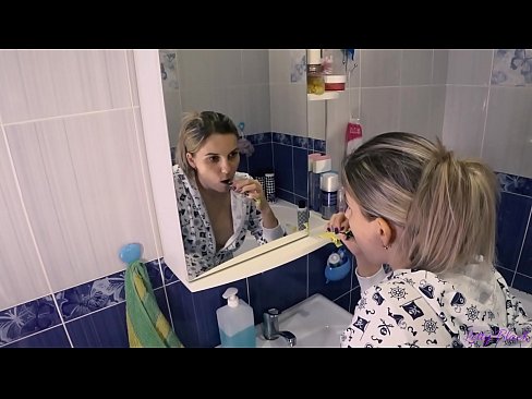 ❤️ Пробие со млади во пижами завршува орална сперма во газ - црна боја ❤️❌ Ебате видео на mk.pinkporno.ru