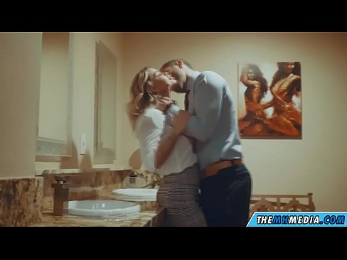 ❤️ Кога бујна русокоса ќе ве заведе во јавен тоалет ❤️❌ Ебате видео на mk.pinkporno.ru